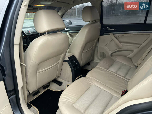 Сірий Шкода Октавія, об'ємом двигуна 1.6 л та пробігом 231 тис. км за 8250 $, фото 12 на Automoto.ua