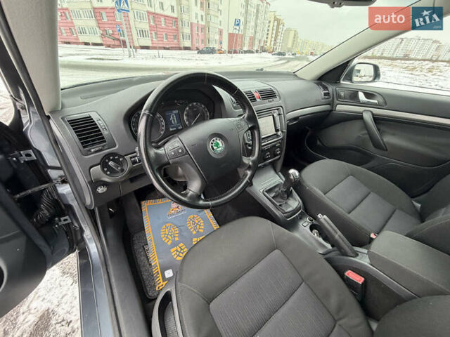 Сірий Шкода Октавія, об'ємом двигуна 1.6 л та пробігом 201 тис. км за 7599 $, фото 40 на Automoto.ua
