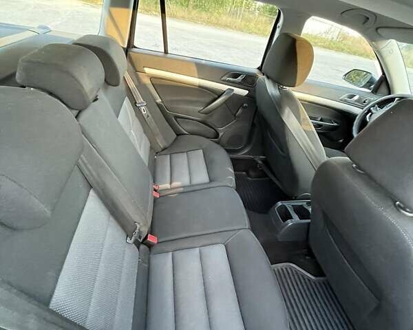 Сірий Шкода Октавія, об'ємом двигуна 1.6 л та пробігом 214 тис. км за 5750 $, фото 7 на Automoto.ua