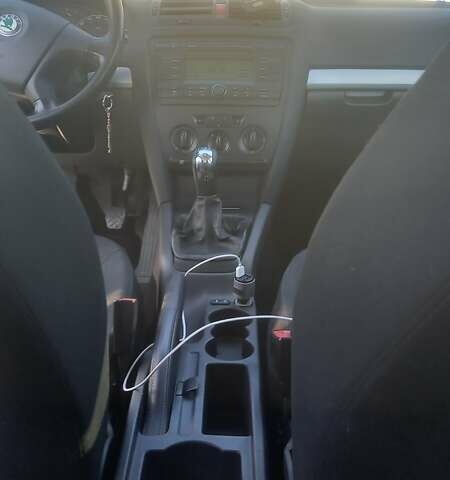 Сірий Шкода Октавія, об'ємом двигуна 1.6 л та пробігом 347 тис. км за 5100 $, фото 7 на Automoto.ua