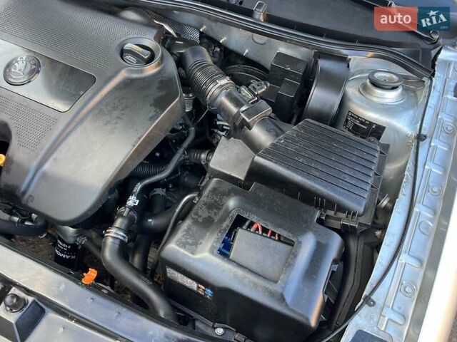 Сірий Шкода Октавія, об'ємом двигуна 1.6 л та пробігом 162 тис. км за 6300 $, фото 64 на Automoto.ua