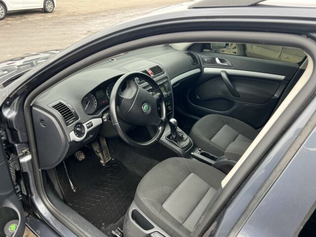 Сірий Шкода Октавія, об'ємом двигуна 1.6 л та пробігом 205 тис. км за 8500 $, фото 14 на Automoto.ua