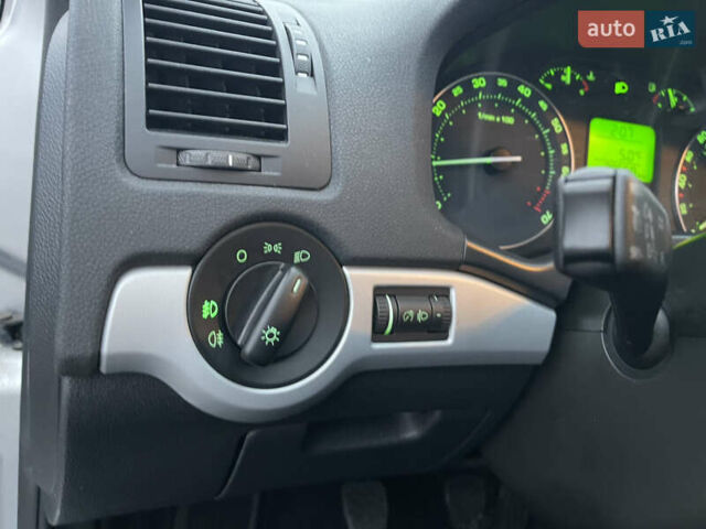 Серый Шкода Октавия, объемом двигателя 1.6 л и пробегом 39 тыс. км за 10150 $, фото 60 на Automoto.ua