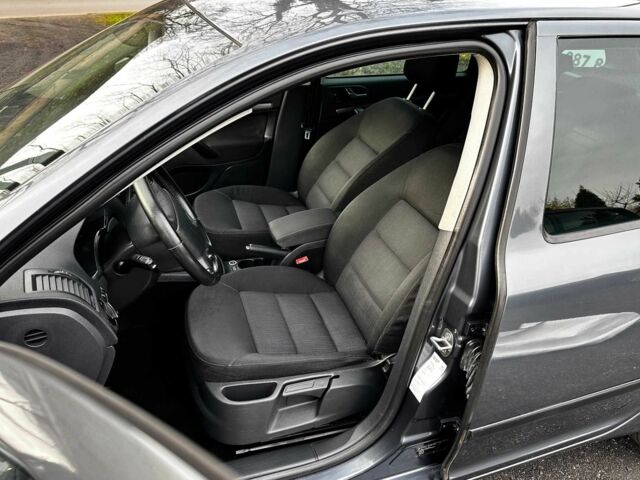 Сірий Шкода Октавія, об'ємом двигуна 2 л та пробігом 235 тис. км за 2100 $, фото 6 на Automoto.ua