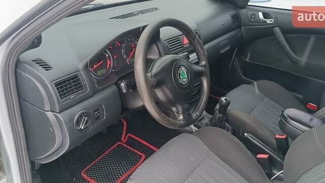 Сірий Шкода Октавія, об'ємом двигуна 1.8 л та пробігом 286 тис. км за 5300 $, фото 6 на Automoto.ua