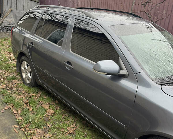 Серый Шкода Октавия, объемом двигателя 1.8 л и пробегом 250 тыс. км за 6000 $, фото 2 на Automoto.ua