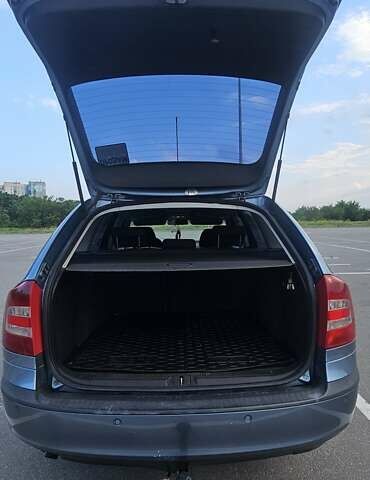 Серый Шкода Октавия, объемом двигателя 1.6 л и пробегом 210 тыс. км за 6350 $, фото 12 на Automoto.ua
