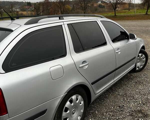 Серый Шкода Октавия, объемом двигателя 1.9 л и пробегом 278 тыс. км за 6000 $, фото 9 на Automoto.ua