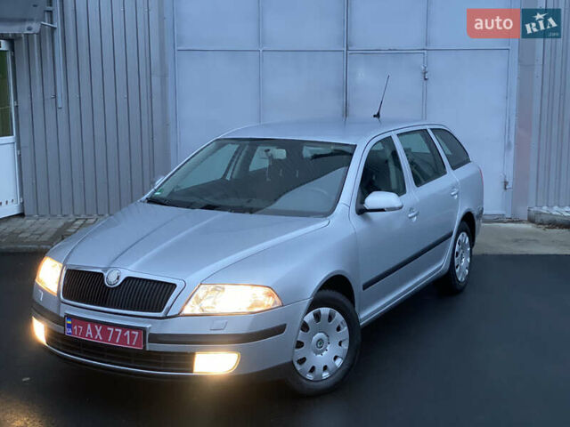 Серый Шкода Октавия, объемом двигателя 1.6 л и пробегом 197 тыс. км за 5999 $, фото 39 на Automoto.ua