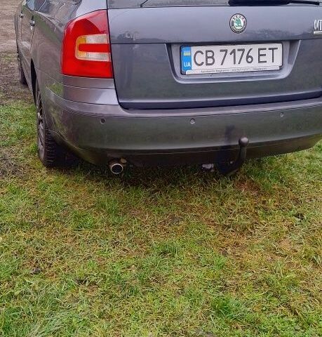 Сірий Шкода Октавія, об'ємом двигуна 1.6 л та пробігом 215 тис. км за 7700 $, фото 3 на Automoto.ua