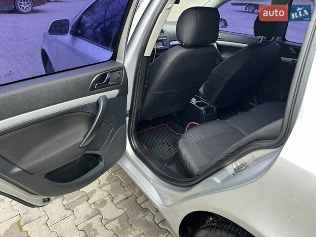 Сірий Шкода Октавія, об'ємом двигуна 1.6 л та пробігом 240 тис. км за 5850 $, фото 18 на Automoto.ua