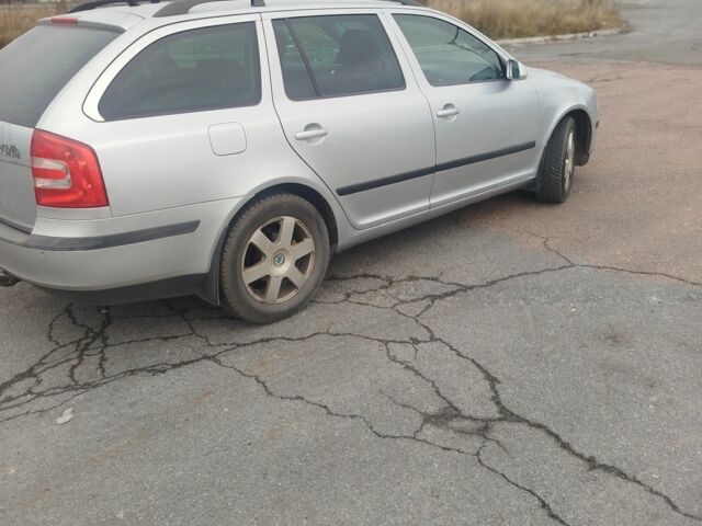 Сірий Шкода Октавія, об'ємом двигуна 1.9 л та пробігом 360 тис. км за 2550 $, фото 7 на Automoto.ua