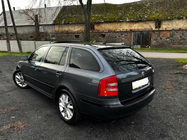 Сірий Шкода Октавія, об'ємом двигуна 2 л та пробігом 235 тис. км за 2100 $, фото 5 на Automoto.ua