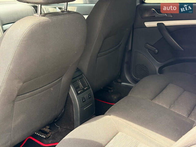 Серый Шкода Октавия, объемом двигателя 1.6 л и пробегом 154 тыс. км за 8800 $, фото 21 на Automoto.ua