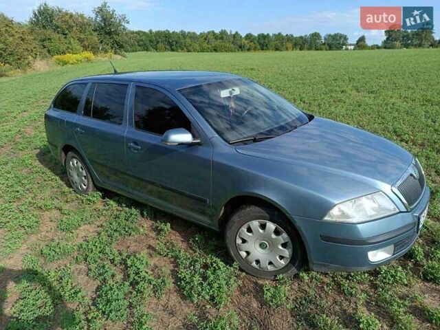 Серый Шкода Октавия, объемом двигателя 1.6 л и пробегом 270 тыс. км за 5600 $, фото 5 на Automoto.ua