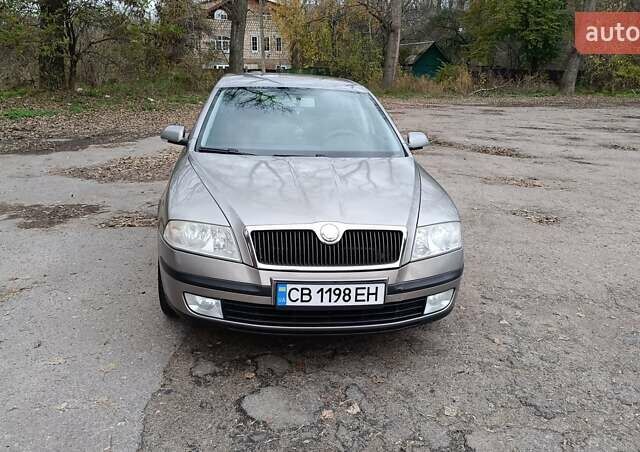 Серый Шкода Октавия, объемом двигателя 1.8 л и пробегом 274 тыс. км за 5850 $, фото 3 на Automoto.ua