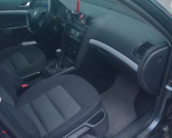 Серый Шкода Октавия, объемом двигателя 1.97 л и пробегом 250 тыс. км за 5800 $, фото 10 на Automoto.ua