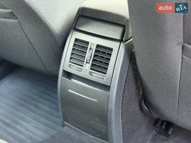 Сірий Шкода Октавія, об'ємом двигуна 1.6 л та пробігом 214 тис. км за 6950 $, фото 62 на Automoto.ua