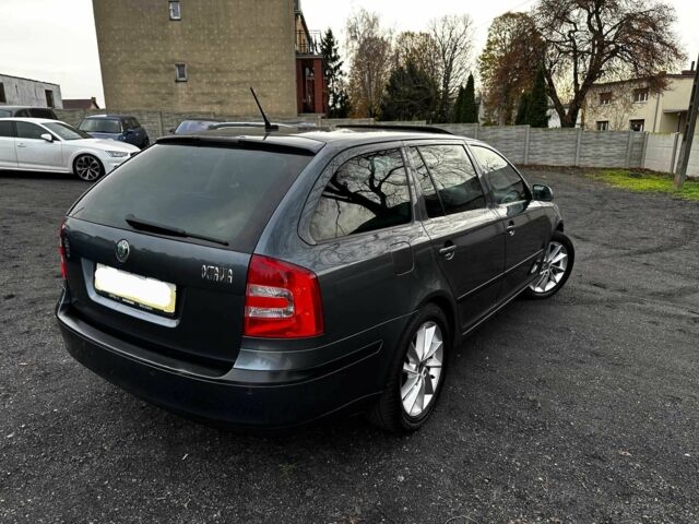 Сірий Шкода Октавія, об'ємом двигуна 2 л та пробігом 235 тис. км за 2100 $, фото 3 на Automoto.ua