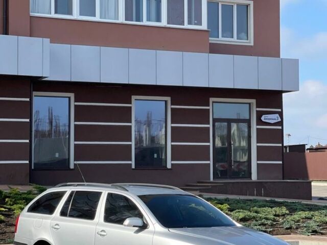 Серый Шкода Октавия, объемом двигателя 1.6 л и пробегом 3 тыс. км за 4900 $, фото 3 на Automoto.ua