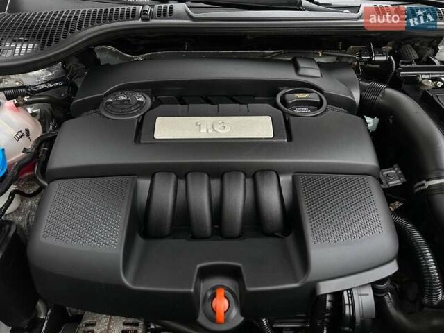 Сірий Шкода Октавія, об'ємом двигуна 1.6 л та пробігом 183 тис. км за 6950 $, фото 39 на Automoto.ua