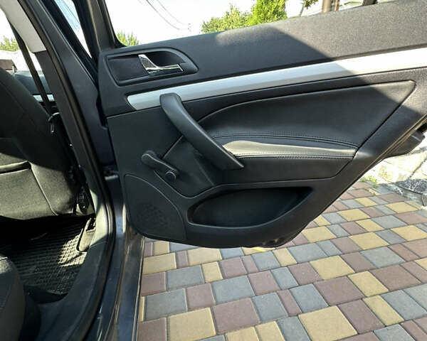 Серый Шкода Октавия, объемом двигателя 1.6 л и пробегом 230 тыс. км за 6950 $, фото 20 на Automoto.ua