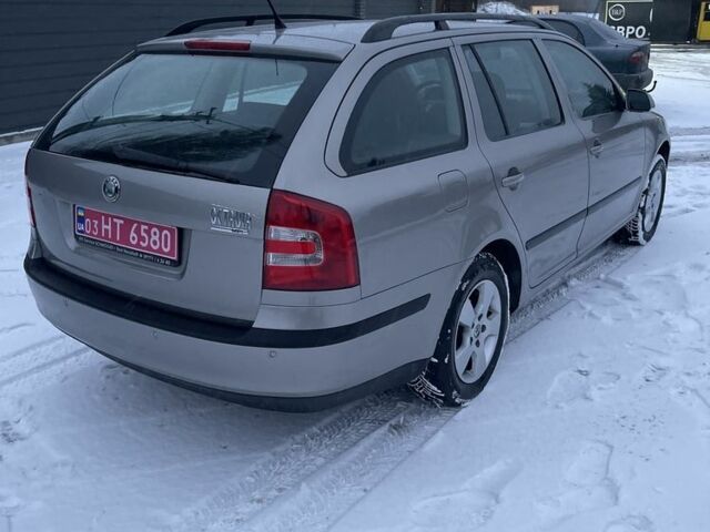 Серый Шкода Октавия, объемом двигателя 1.6 л и пробегом 240 тыс. км за 6700 $, фото 5 на Automoto.ua