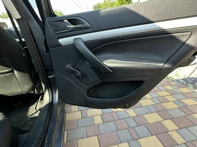 Серый Шкода Октавия, объемом двигателя 1.6 л и пробегом 252 тыс. км за 6850 $, фото 14 на Automoto.ua