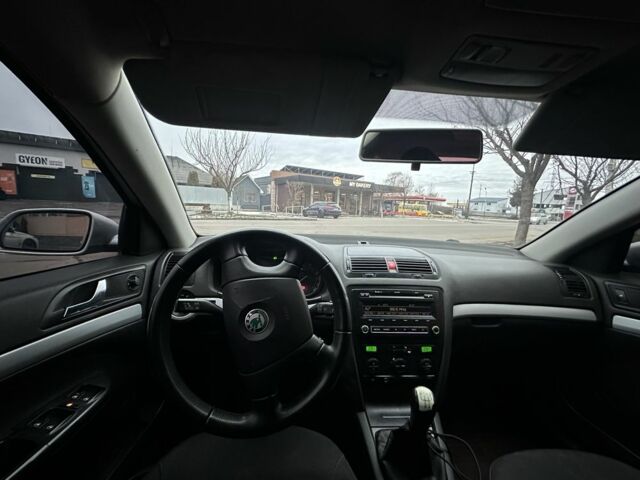 Серый Шкода Октавия, объемом двигателя 1.9 л и пробегом 310 тыс. км за 4850 $, фото 2 на Automoto.ua