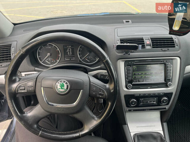 Серый Шкода Октавия, объемом двигателя 1.8 л и пробегом 207 тыс. км за 6500 $, фото 11 на Automoto.ua
