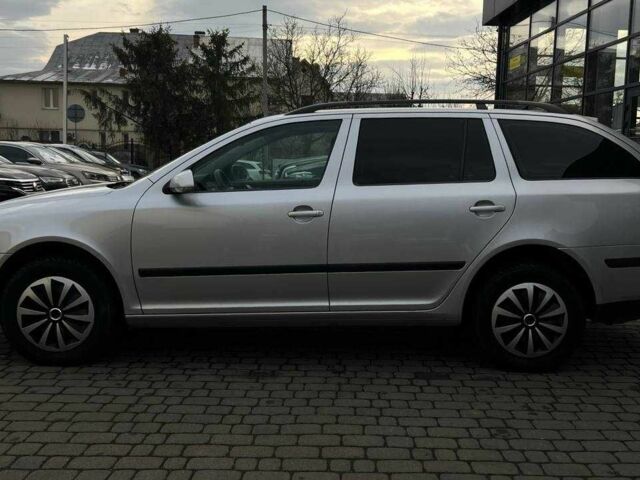 Сірий Шкода Октавія, об'ємом двигуна 2 л та пробігом 260 тис. км за 8200 $, фото 3 на Automoto.ua