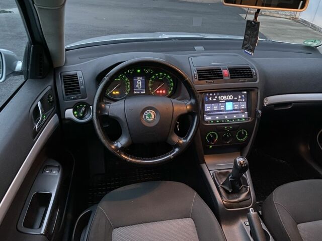 Серый Шкода Октавия, объемом двигателя 1.6 л и пробегом 197 тыс. км за 5999 $, фото 17 на Automoto.ua