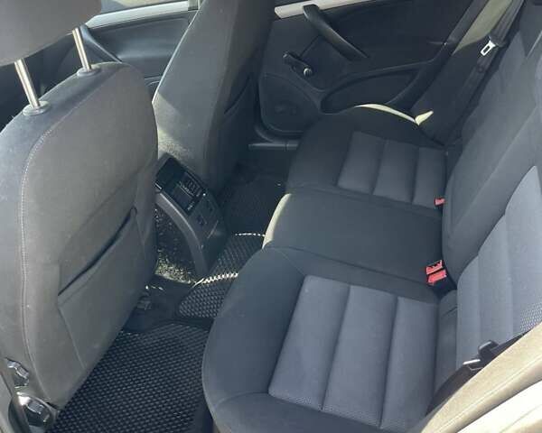 Сірий Шкода Октавія, об'ємом двигуна 1.8 л та пробігом 250 тис. км за 4500 $, фото 2 на Automoto.ua