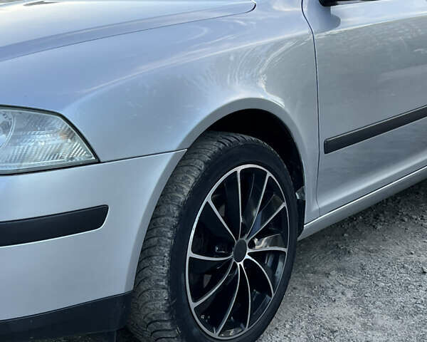 Серый Шкода Октавия, объемом двигателя 1.97 л и пробегом 340 тыс. км за 6200 $, фото 7 на Automoto.ua