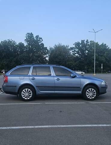 Серый Шкода Октавия, объемом двигателя 1.6 л и пробегом 210 тыс. км за 5600 $, фото 4 на Automoto.ua