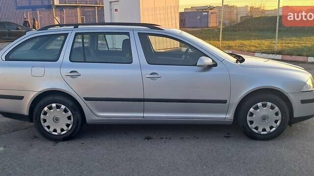 Серый Шкода Октавия, объемом двигателя 1.9 л и пробегом 163 тыс. км за 6600 $, фото 3 на Automoto.ua