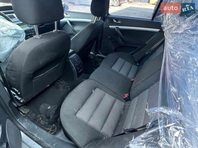 Сірий Шкода Октавія, об'ємом двигуна 1.6 л та пробігом 245 тис. км за 2000 $, фото 7 на Automoto.ua