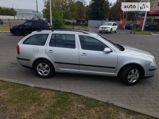 Сірий Шкода Октавія, об'ємом двигуна 1.6 л та пробігом 266 тис. км за 6400 $, фото 5 на Automoto.ua