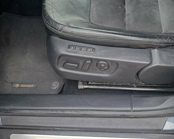 Шкода Октавія 2008 у Житомирі на Automoto.ua Сірий Шкода Октавія, об'ємом двигуна 1.8 л та пробігом 287 тис. км за 8000 $, фото 19 на Automoto.ua