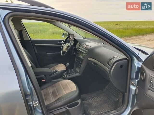Серый Шкода Октавия, объемом двигателя 1.8 л и пробегом 257 тыс. км за 6500 $, фото 7 на Automoto.ua