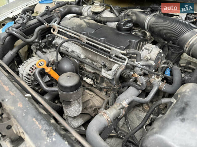 Сірий Шкода Октавія, об'ємом двигуна 1.9 л та пробігом 370 тис. км за 4300 $, фото 22 на Automoto.ua