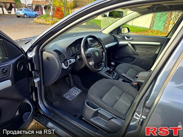 Серый Шкода Октавия, объемом двигателя 2 л и пробегом 213 тыс. км за 6200 $, фото 7 на Automoto.ua