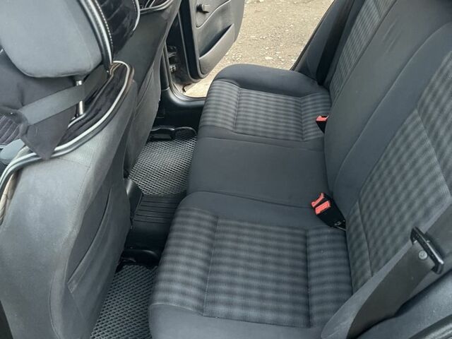 Серый Шкода Октавия, объемом двигателя 1.9 л и пробегом 407 тыс. км за 6500 $, фото 13 на Automoto.ua