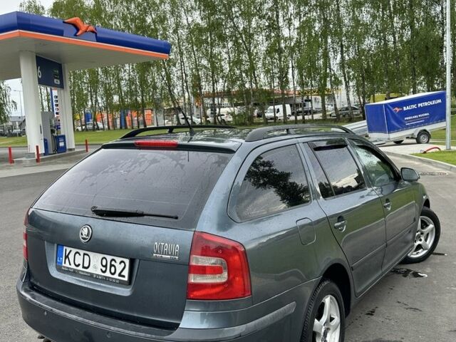 Серый Шкода Октавия, объемом двигателя 1.9 л и пробегом 222 тыс. км за 2925 $, фото 5 на Automoto.ua