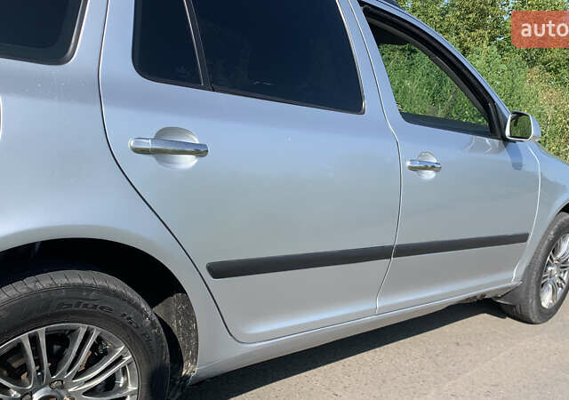 Сірий Шкода Октавія, об'ємом двигуна 1.6 л та пробігом 236 тис. км за 6900 $, фото 7 на Automoto.ua