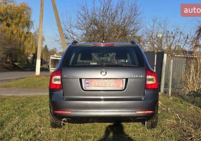 Серый Шкода Октавия, объемом двигателя 1.6 л и пробегом 221 тыс. км за 6999 $, фото 1 на Automoto.ua