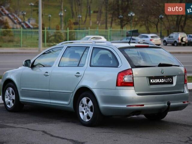 Серый Шкода Октавия, объемом двигателя 1.4 л и пробегом 205 тыс. км за 7900 $, фото 3 на Automoto.ua