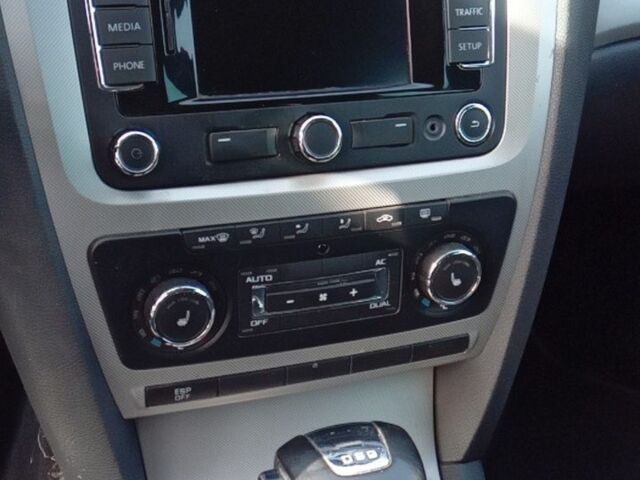 Серый Шкода Октавия, объемом двигателя 1.4 л и пробегом 189 тыс. км за 5900 $, фото 3 на Automoto.ua