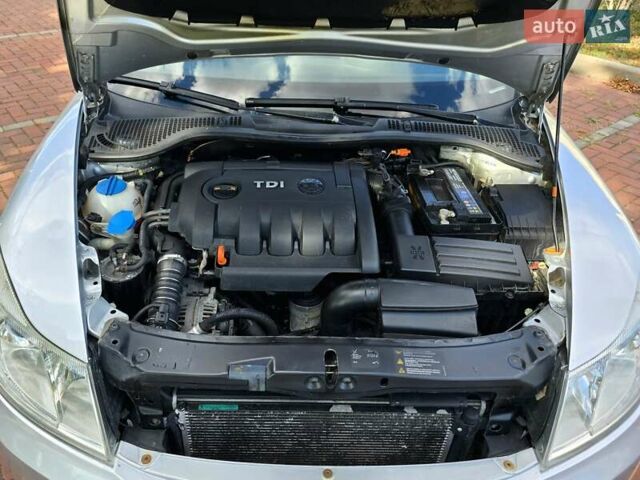 Серый Шкода Октавия, объемом двигателя 1.9 л и пробегом 180 тыс. км за 6700 $, фото 23 на Automoto.ua