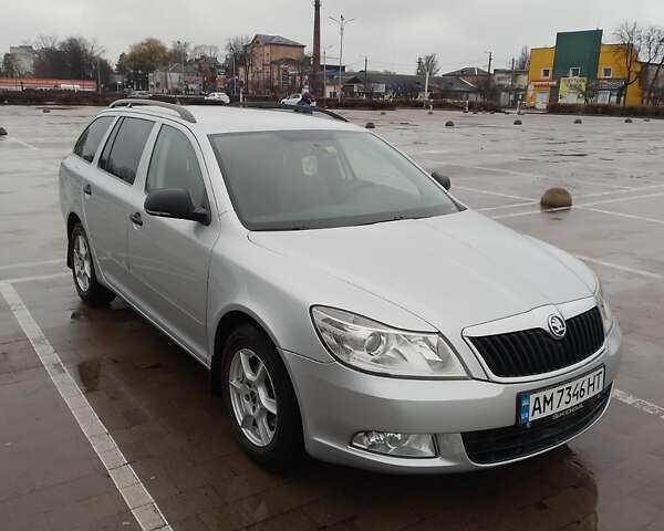 Серый Шкода Октавия, объемом двигателя 1.39 л и пробегом 243 тыс. км за 6400 $, фото 4 на Automoto.ua